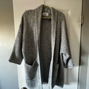 Erinn Cardigan - The Skinny
